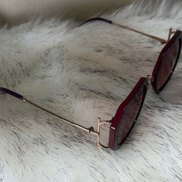 Chic Black Sunglasses for Women - Picture 7 of 7